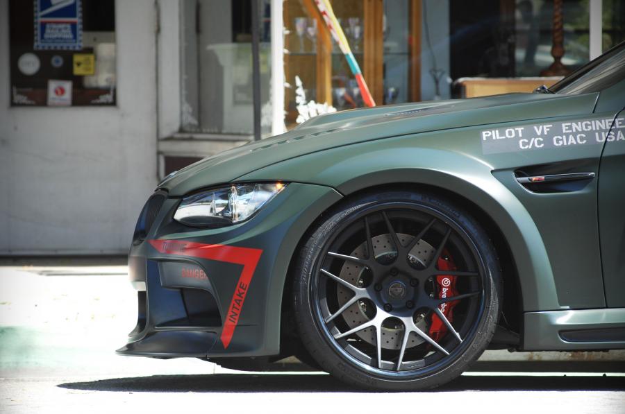  BMW M3 GTRS3 Widebody Coupe by Vorsteiner 2010 года  (фото 13 из 17)